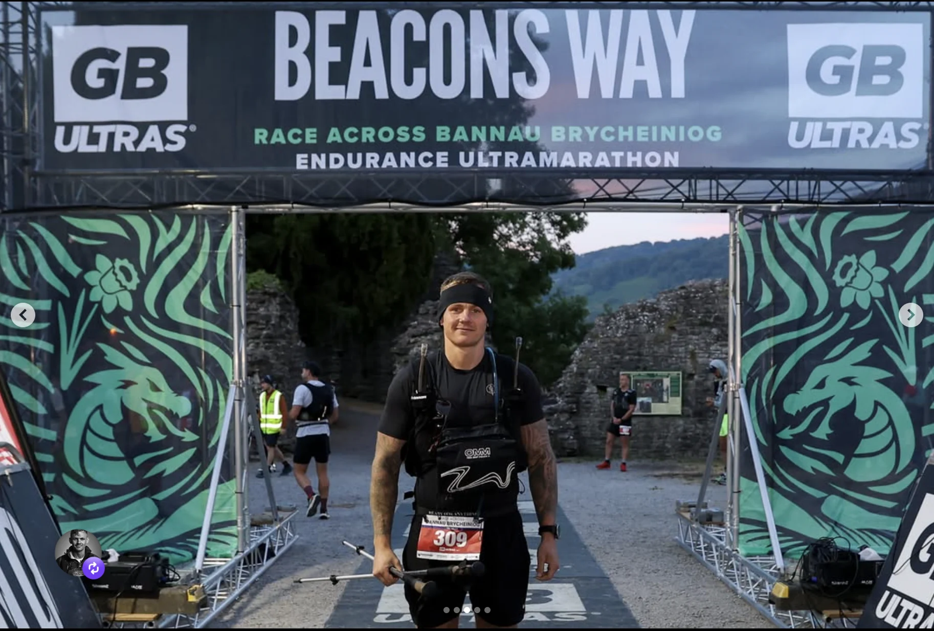 Jimmy beneath the Beacons Way race arch